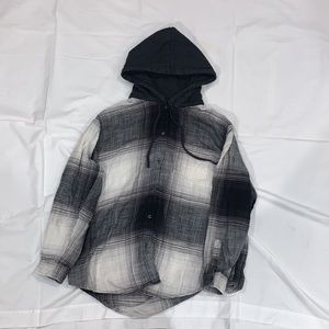 American eagle size large hooded flannel